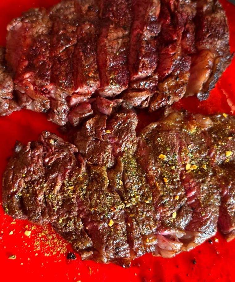 Cherry-glazed steak