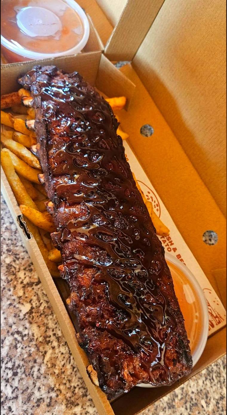Sticky glazed Louisiana ribs